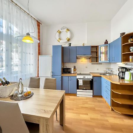 Laura'S Apartment Karlsbad Buitenkant foto